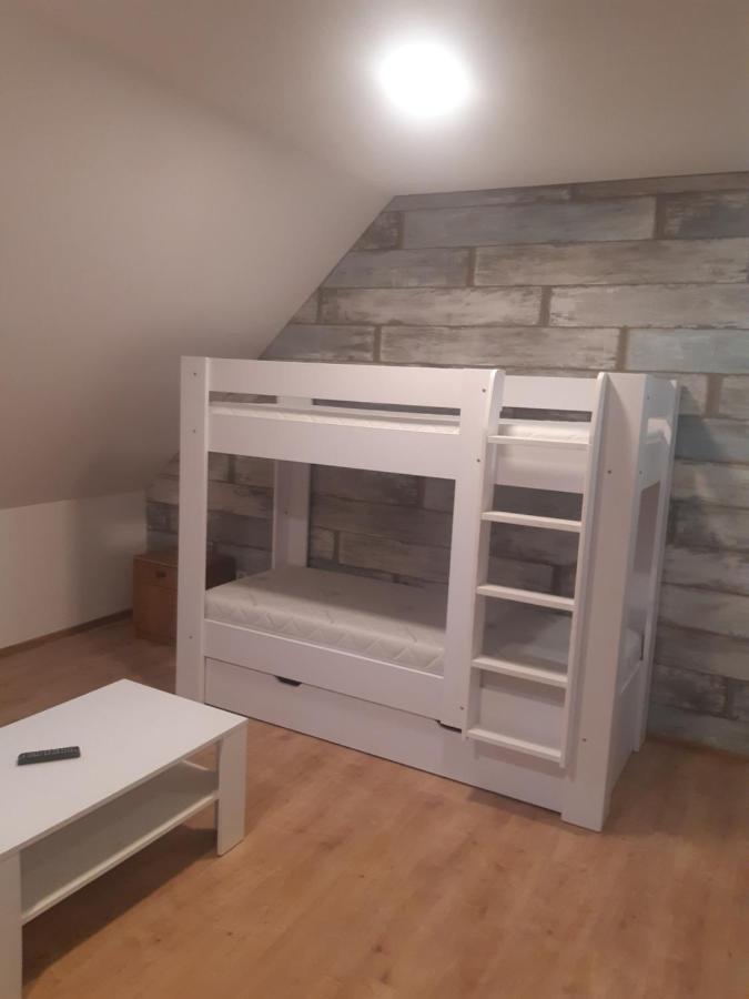 Apartmany Alex S Bazenom Kalonda Buitenkant foto