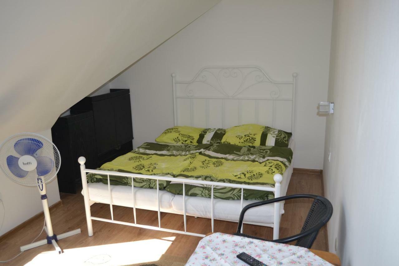 Apartmany Alex S Bazenom Kalonda Buitenkant foto