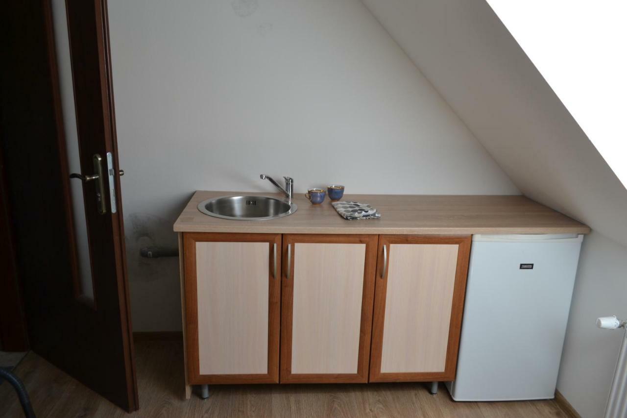 Apartmany Alex S Bazenom Kalonda Buitenkant foto