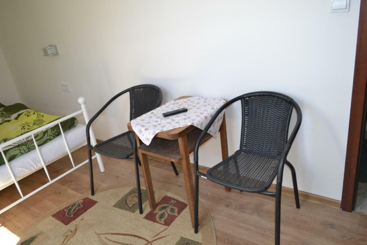 Apartmany Alex S Bazenom Kalonda Buitenkant foto